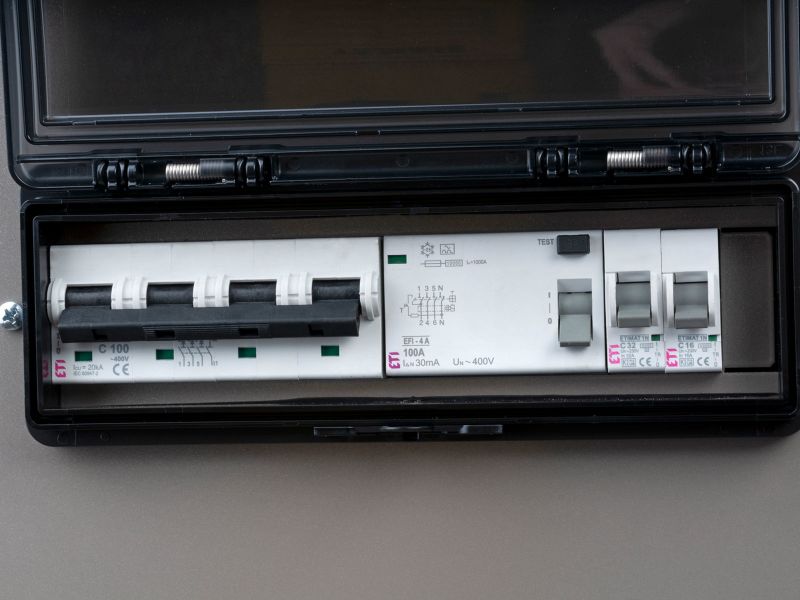 Bilde av Strømaggregat Farmer 75L 230V traktordrevet